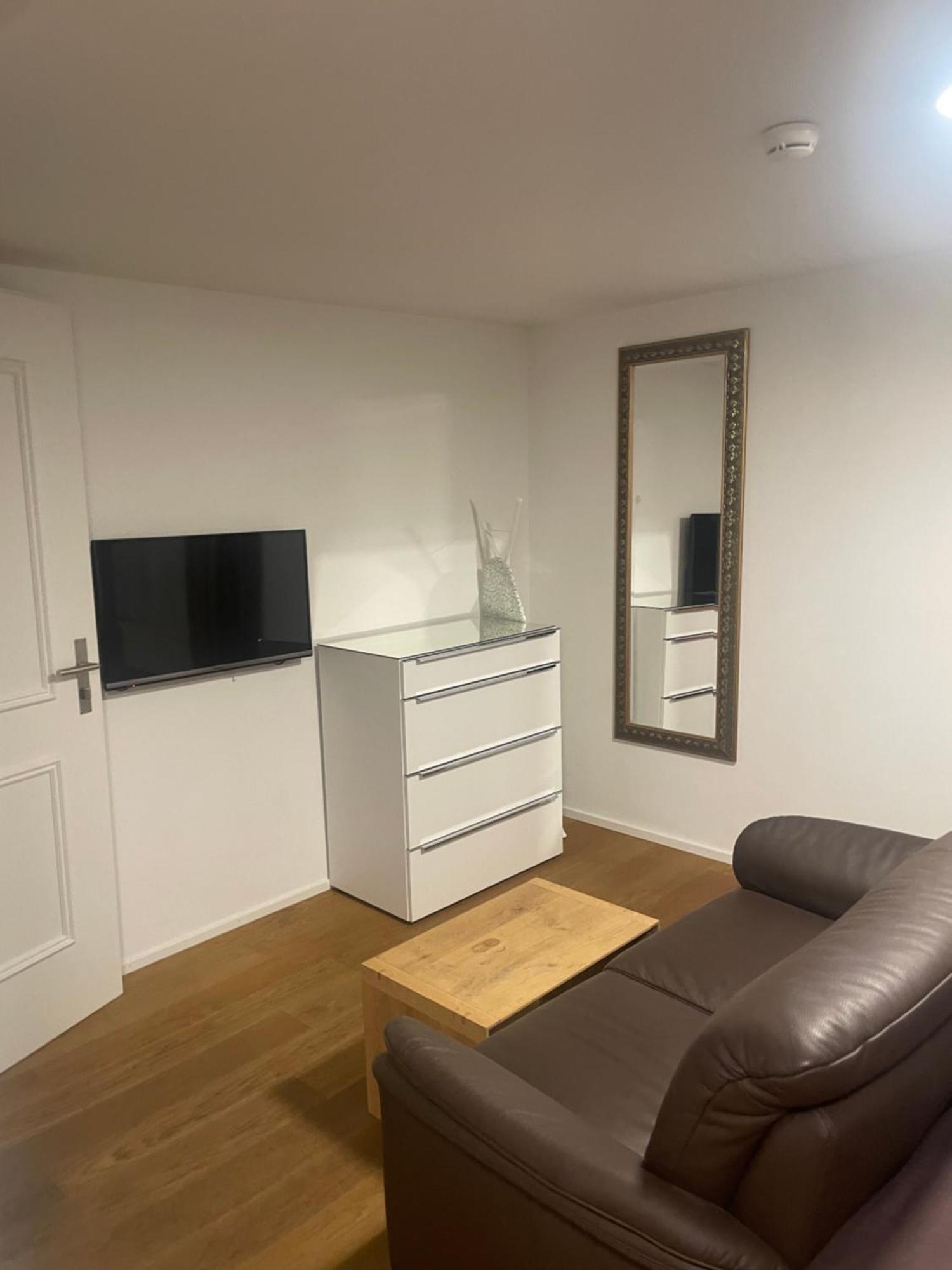 Aparthotel Splendid City Center Zurich Bagian luar foto