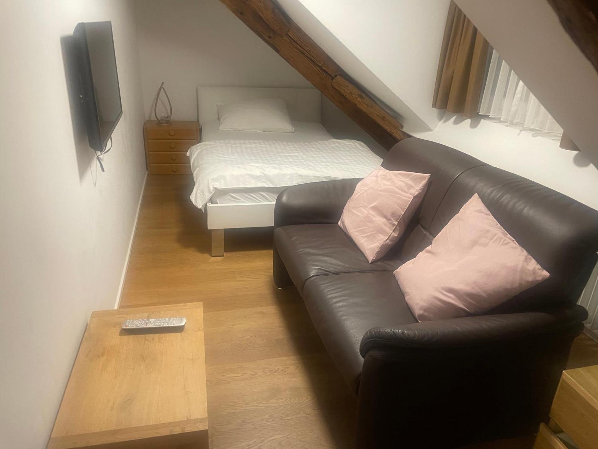 Aparthotel Splendid City Center Zurich Bagian luar foto